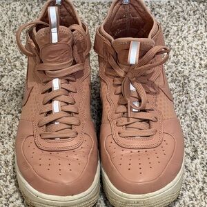 Nike Women's Tan Sneakers